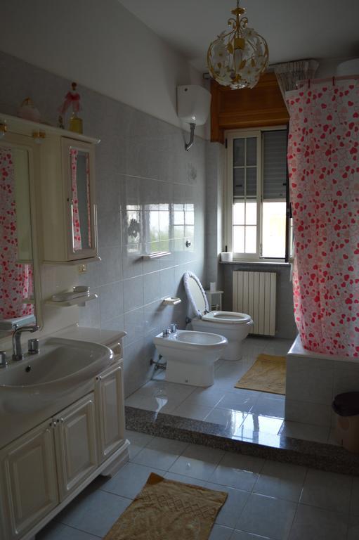 B&B Le Rose วิญากัสตริสิ ห้อง รูปภาพ